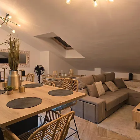 Deluxe Centrico - Grupo Rh 149 Apartman Miengo