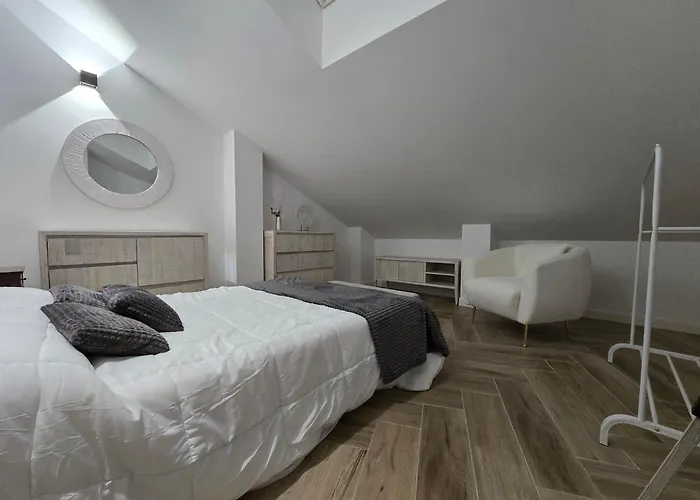 Deluxe Centrico - Grupo Rh 149 * Miengo