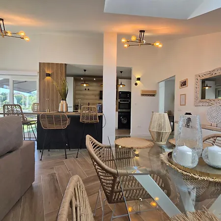 Apartamento Deluxe Céntrico - Grupo Rh 149 *