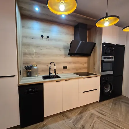 Deluxe Céntrico - Grupo Rh 149 *